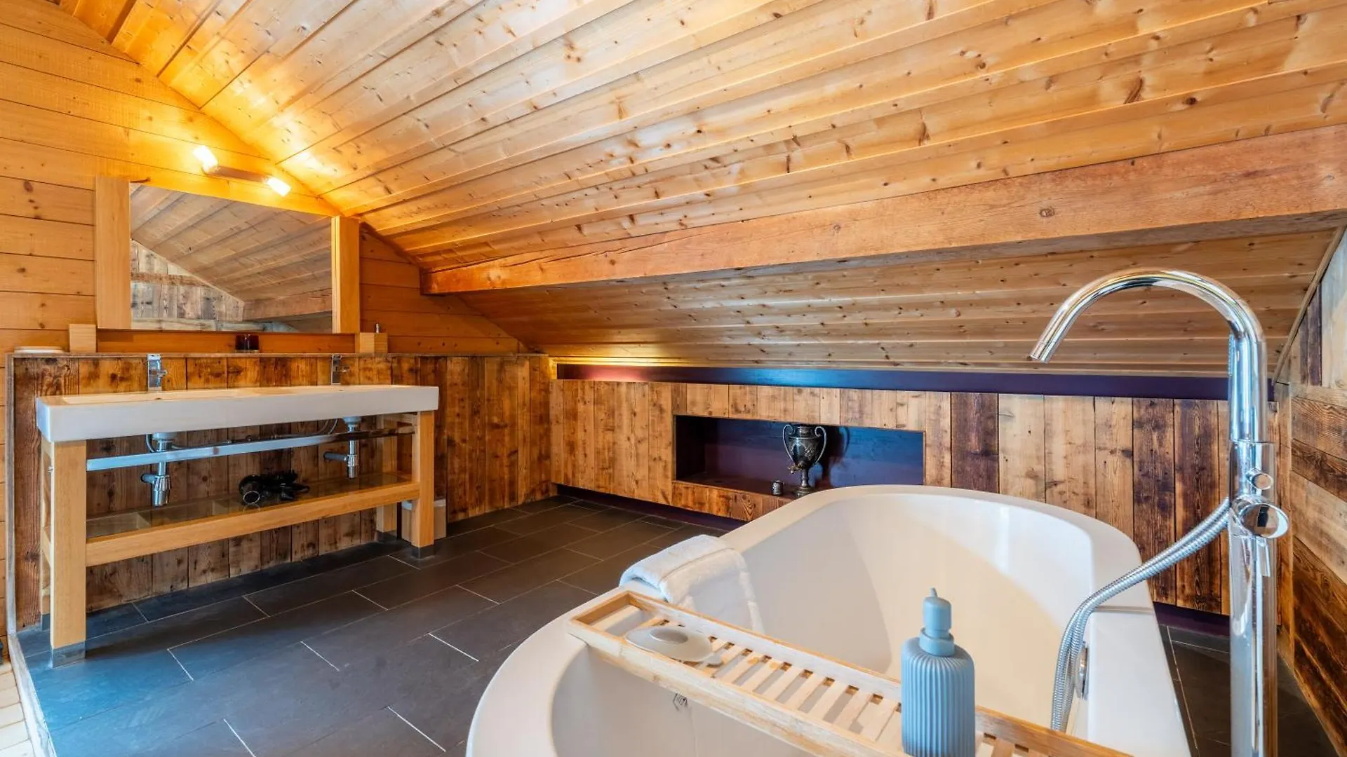 Chalet-Sixtine A Large Family Chalet Of 600M2 Near La Clusaz Saint-Jean-de-Sixt